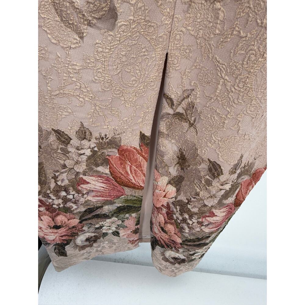 Elegant Floral Taupe Maxi Dress with Pink Accents - Picture 10 of 12